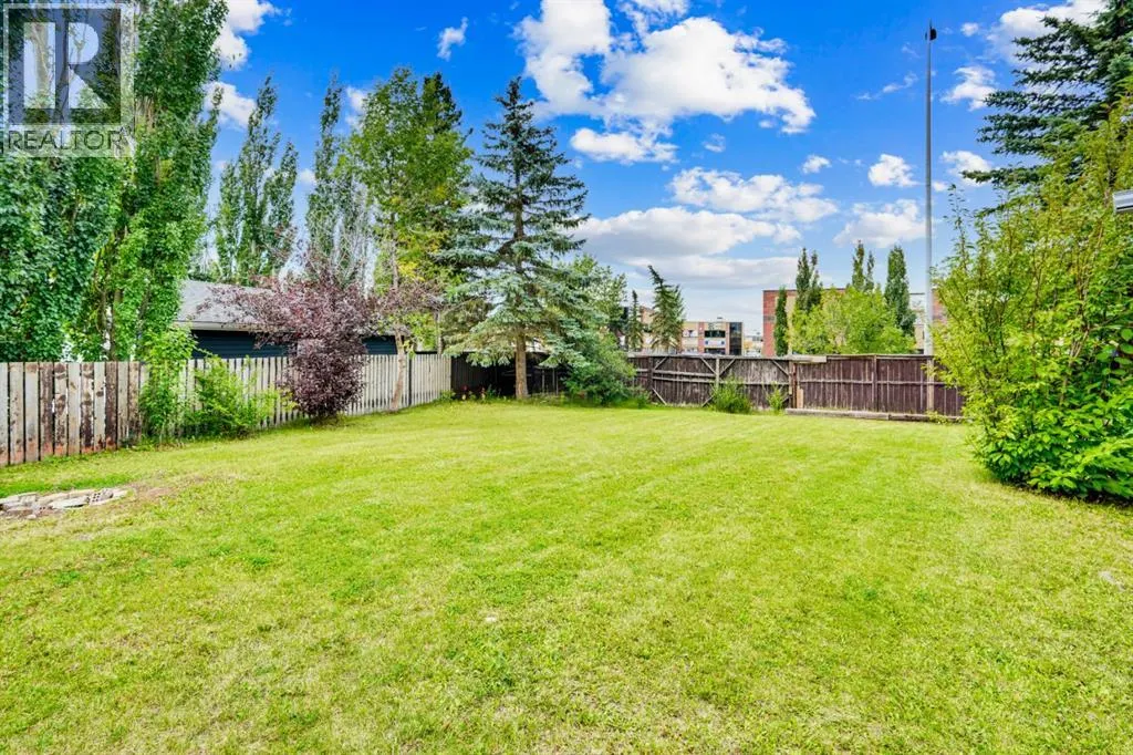 243 Castlebrook Road NE