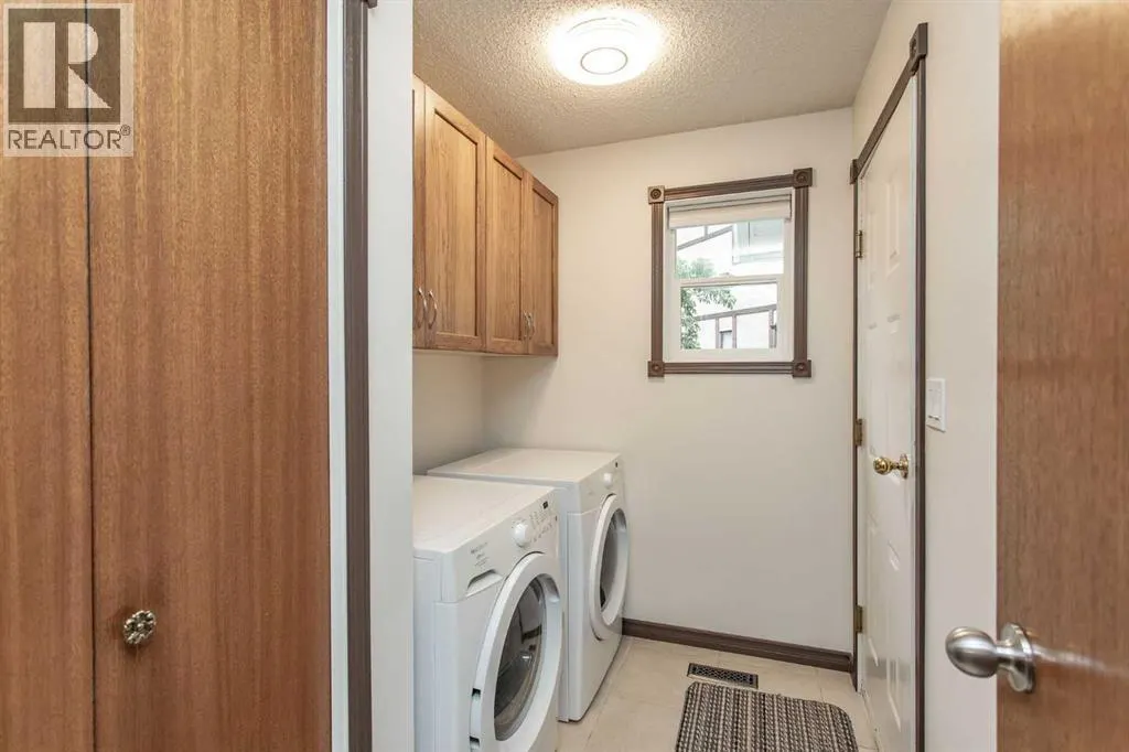 5014 60 Street Close