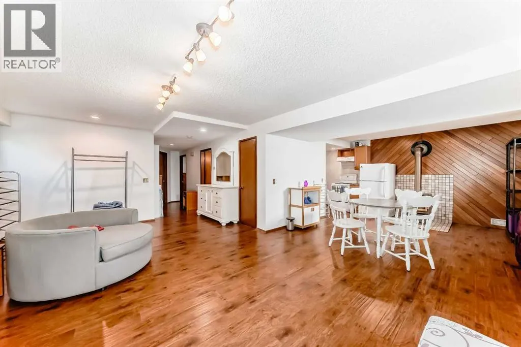 22 Glenhill Drive