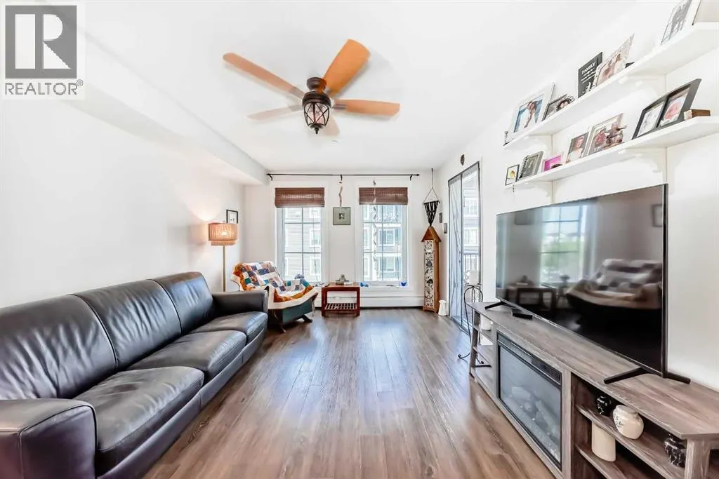 6315, 755 Copperpond Boulevard SE