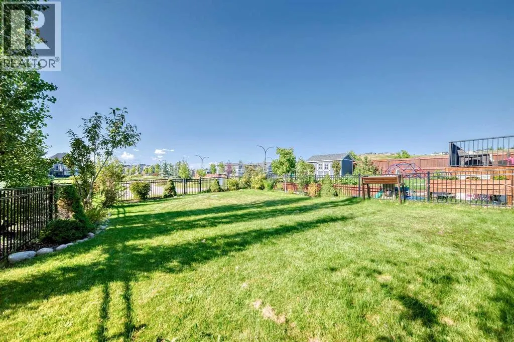 13 Cranbrook Cove SE