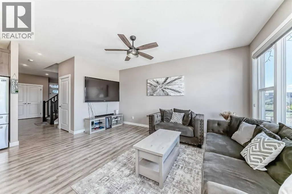 13 Cranbrook Cove SE