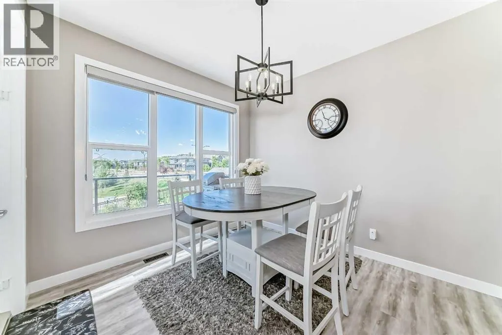 13 Cranbrook Cove SE