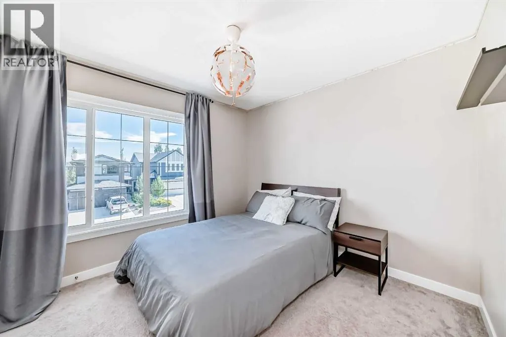 13 Cranbrook Cove SE