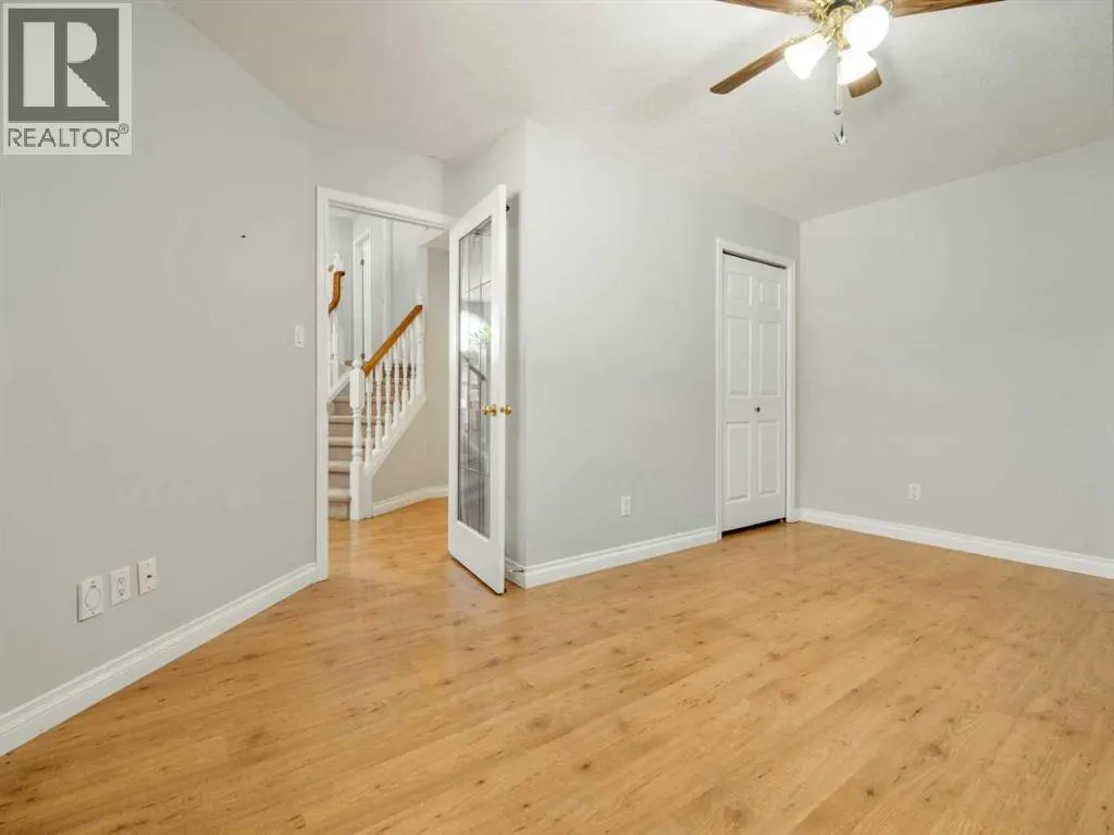 77 Columbia Boulevard W