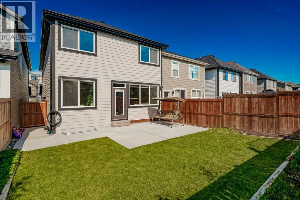 128 Masters Street SE