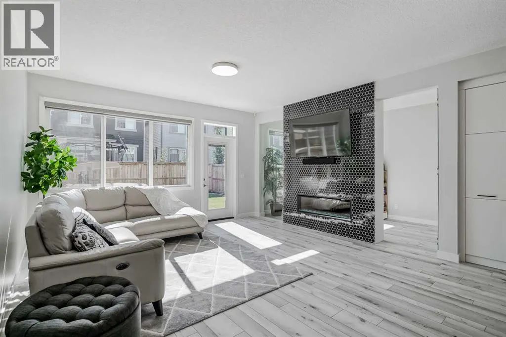 128 Masters Street SE