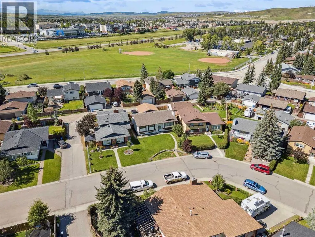 14 Glenhill Crescent