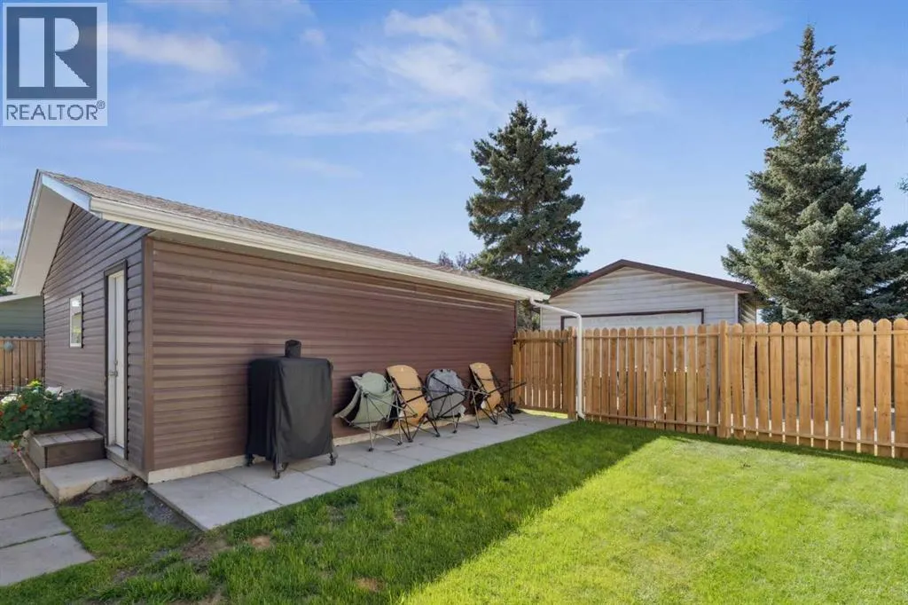 14 Glenhill Crescent
