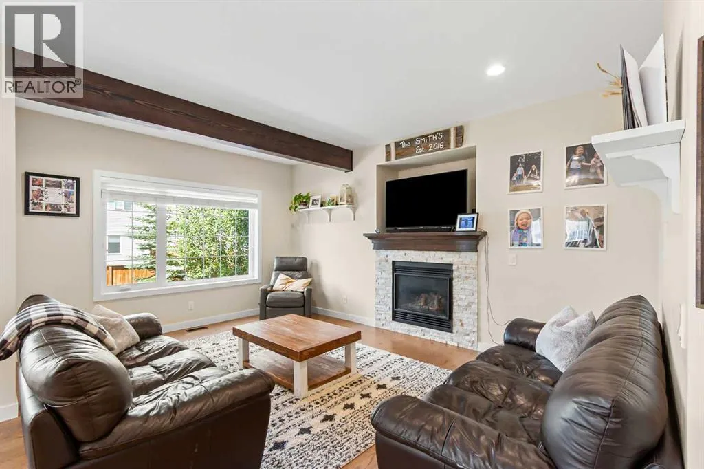 6 Viceroy Crescent