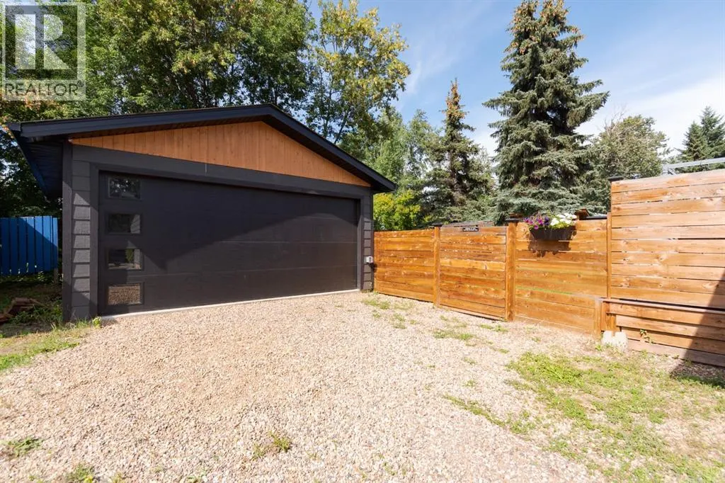 28 Alberta Drive