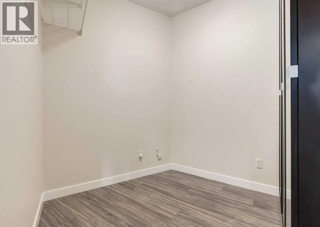 1104, 1888 Signature Park SW