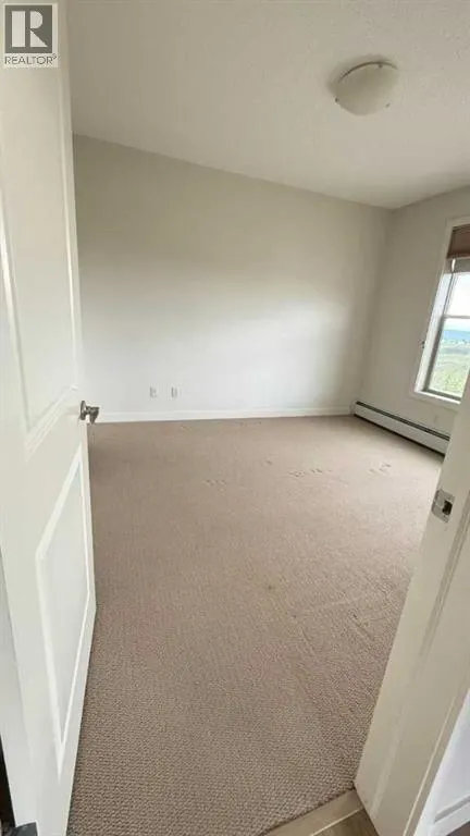 402, 201 Sunset Drive