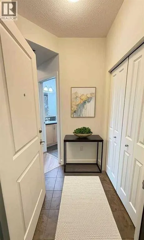 402, 201 Sunset Drive