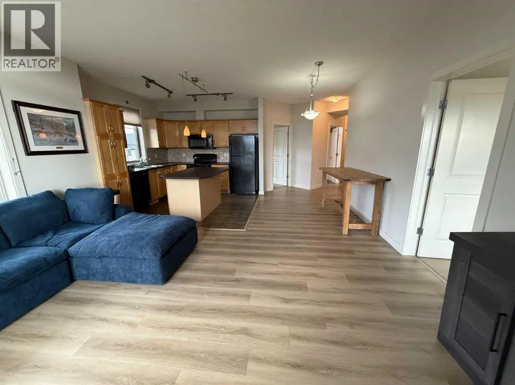 402, 201 Sunset Drive