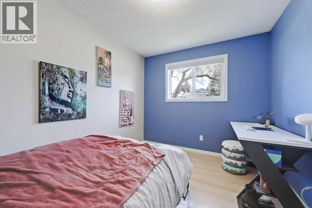 3403 Breton Close NW