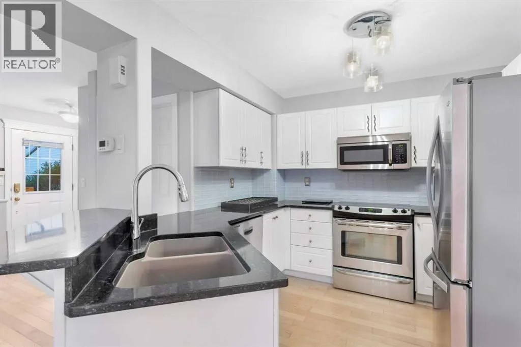 10, 73 Addington Drive