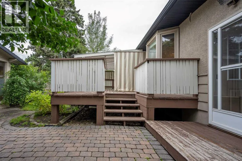 15 Harrow Crescent SW