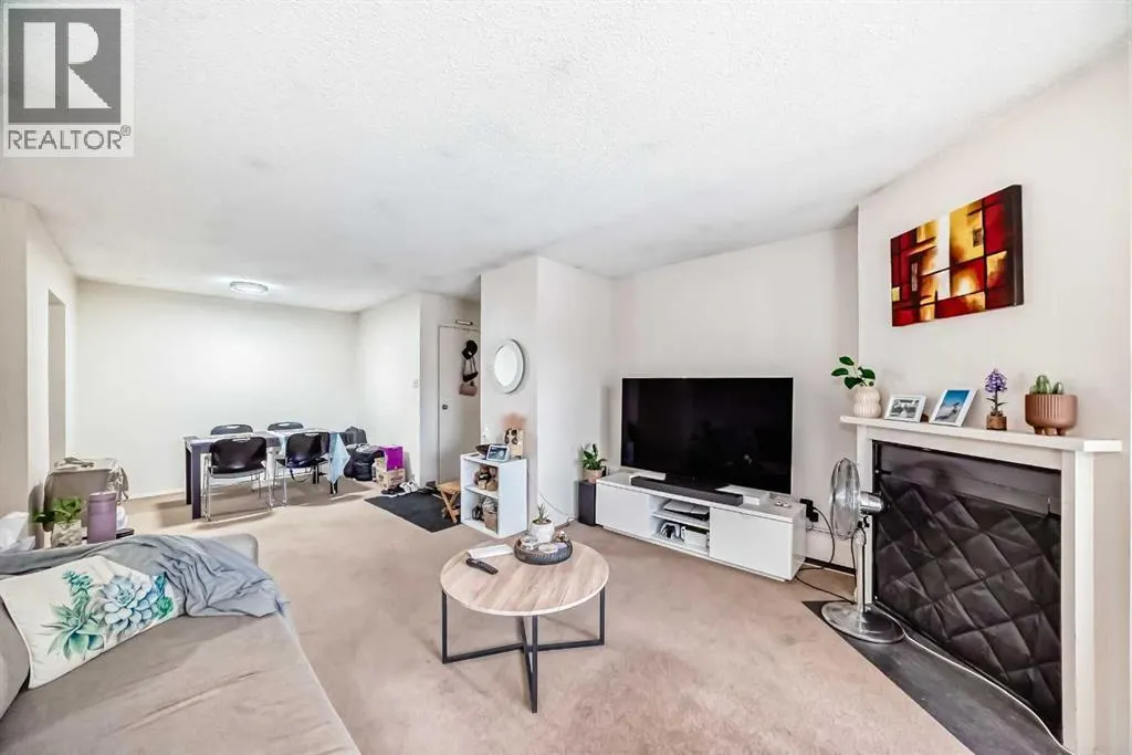 7312, 315 southampton Drive