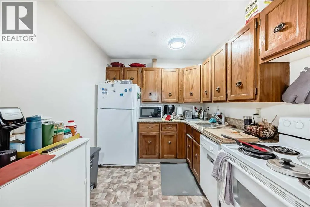 7312, 315 southampton Drive