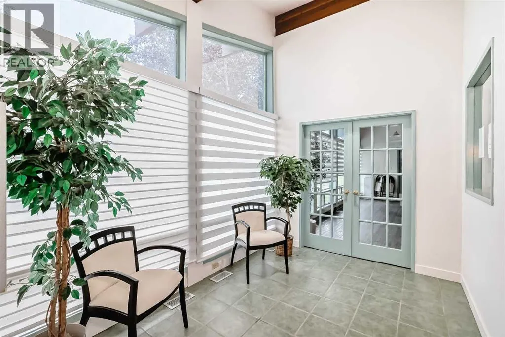 7312, 315 southampton Drive