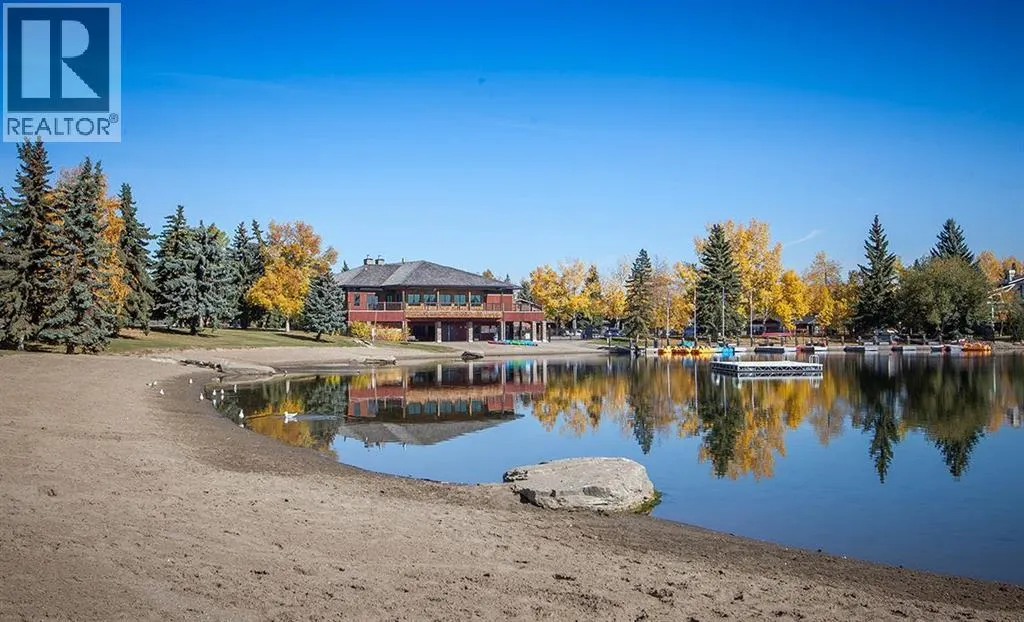 81 Sundown Manor SE