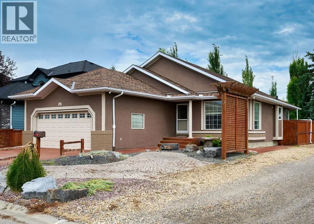 81 Sundown Manor SE