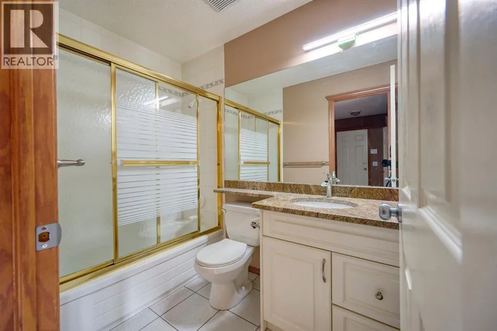 81 Sundown Manor SE