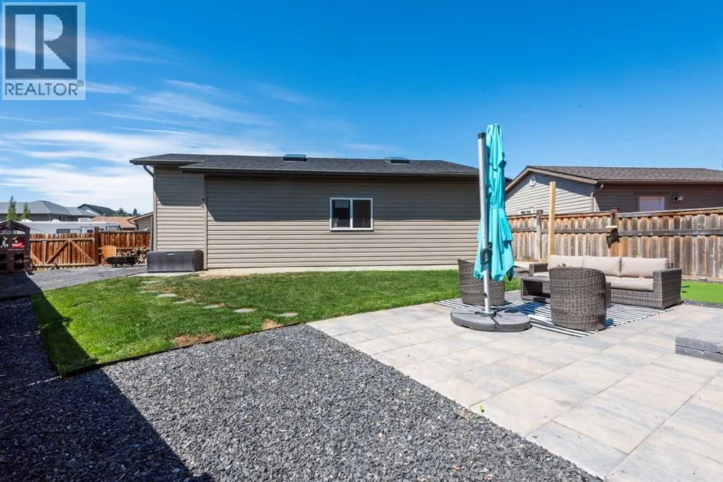 40 Copperpond Park SE