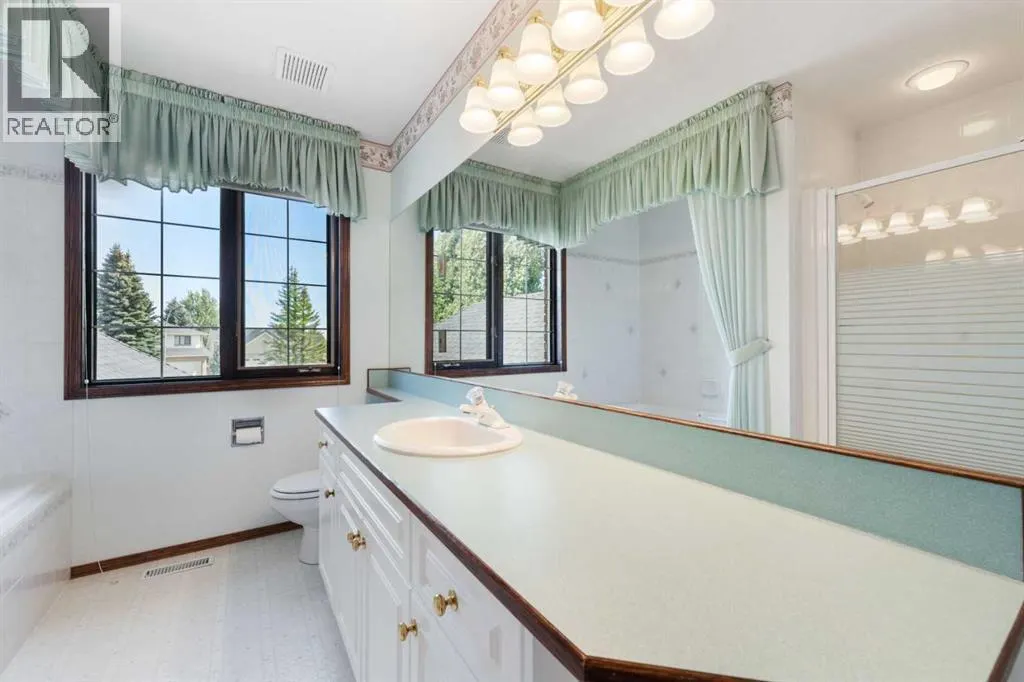 1600 Evergreen Hill SW