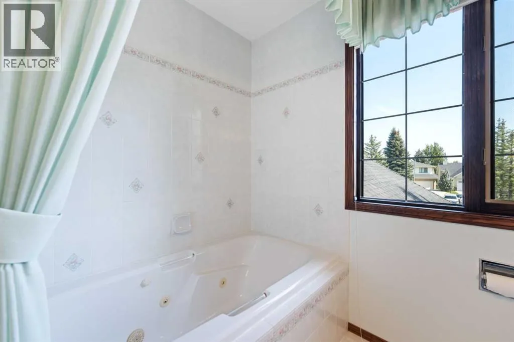 1600 Evergreen Hill SW