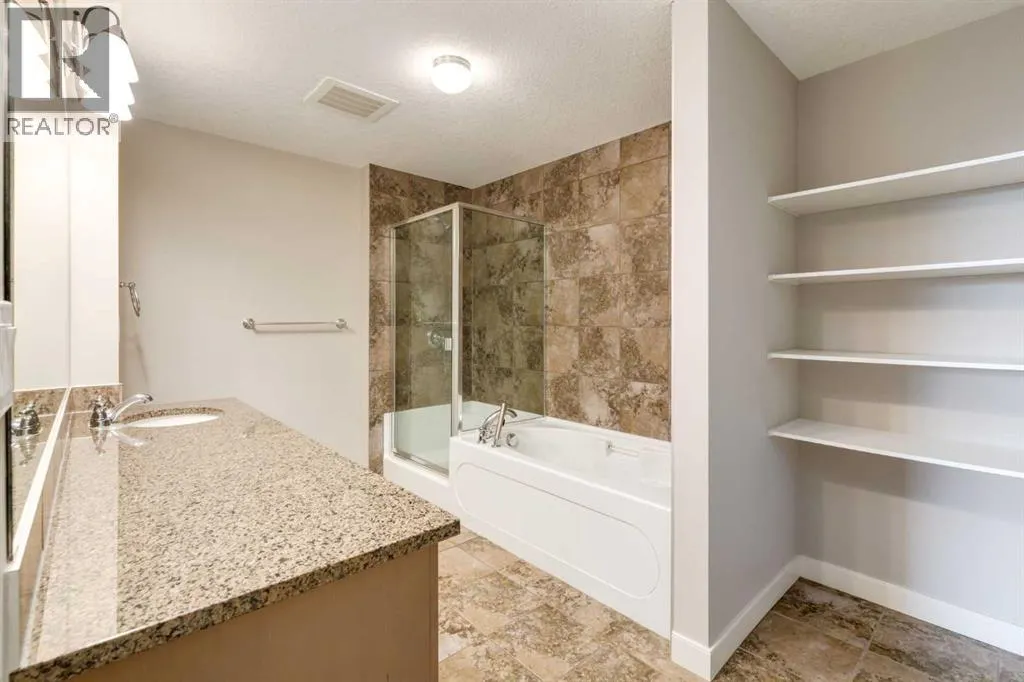 244, 35 Aspenmont Heights SW