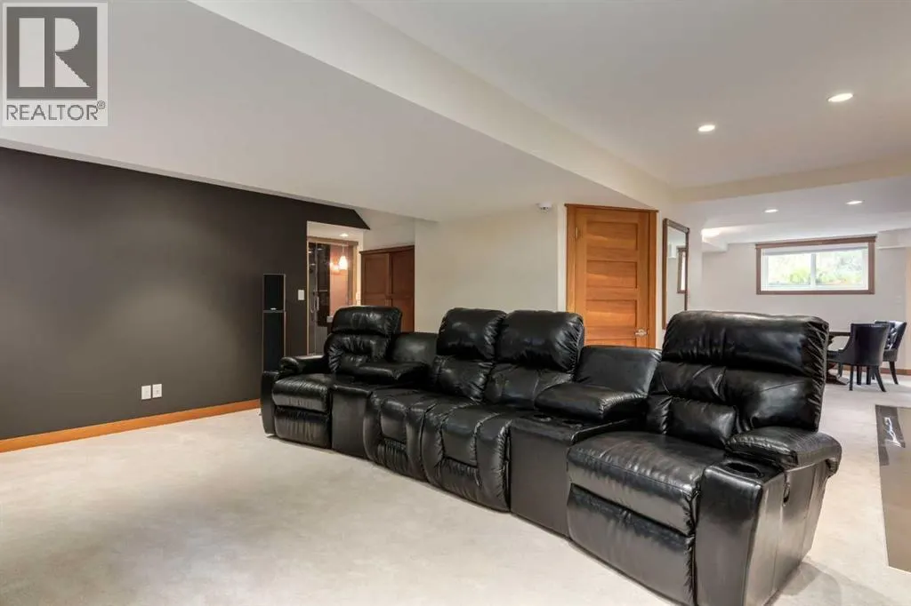 51 Signal Hill Mews SW
