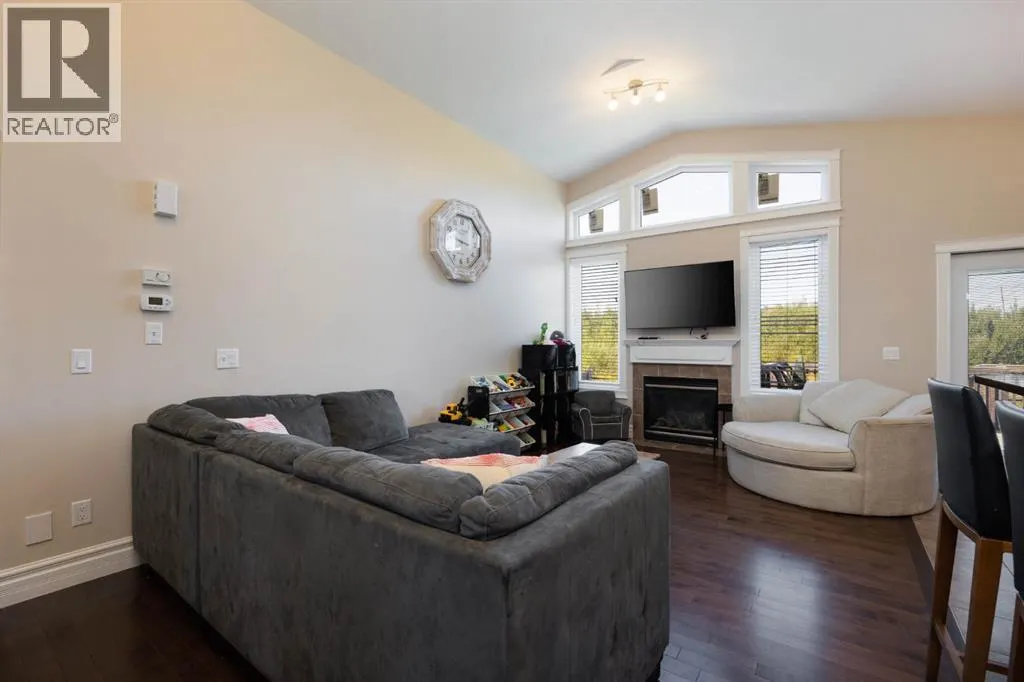 457 Walnut Crescent