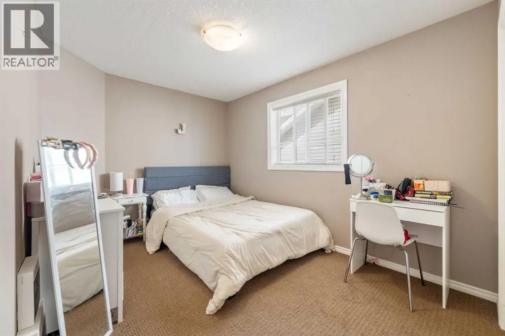 34 Crystalridge Close