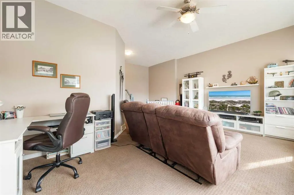 34 Crystalridge Close