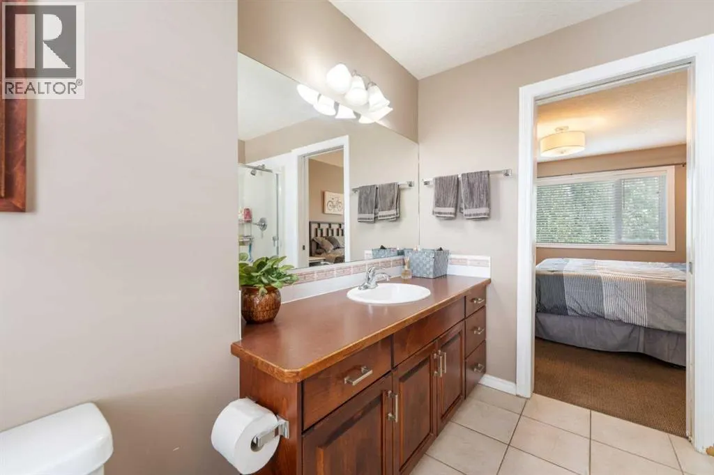 34 Crystalridge Close