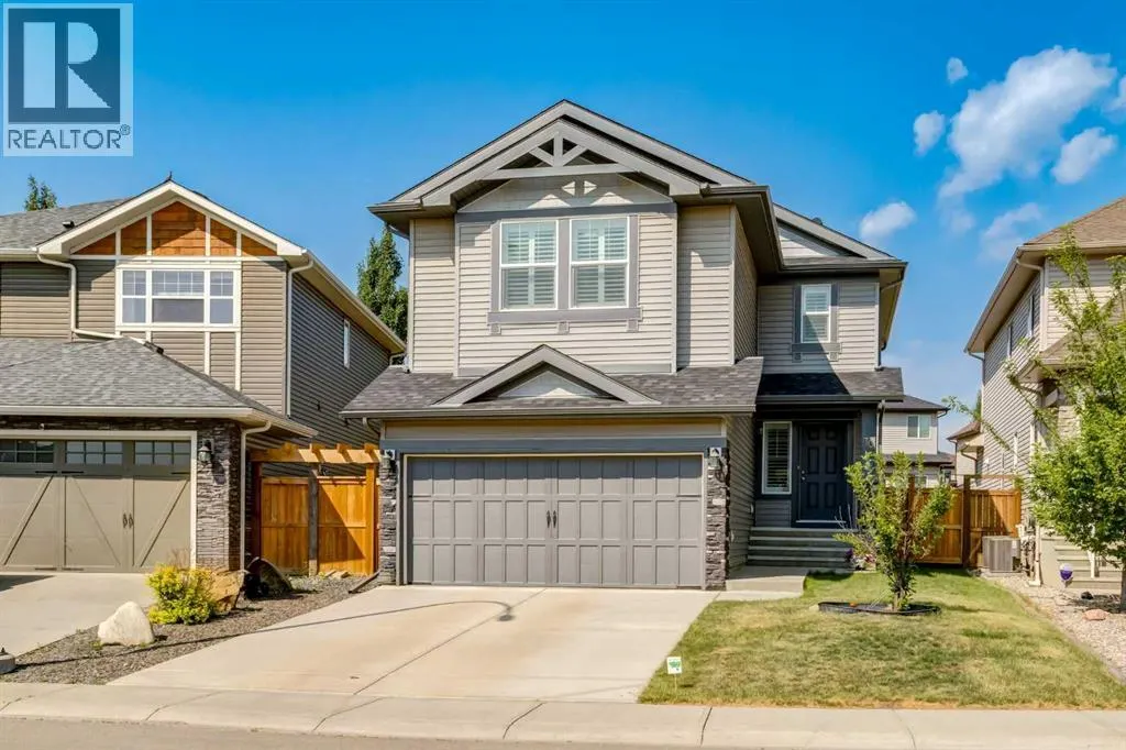 70 Silverado Skies Crescent SW