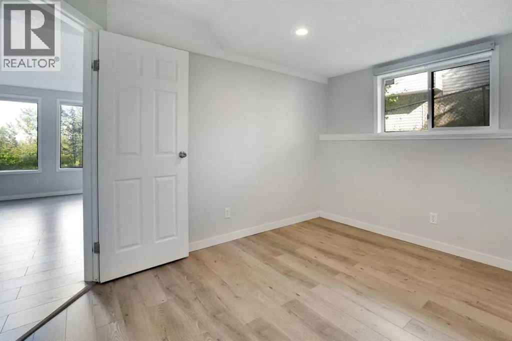 134 Diamond Drive SE