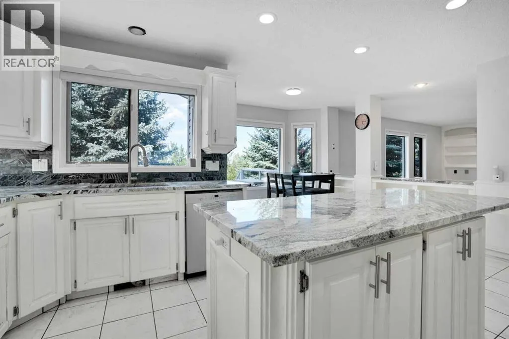 134 Diamond Drive SE