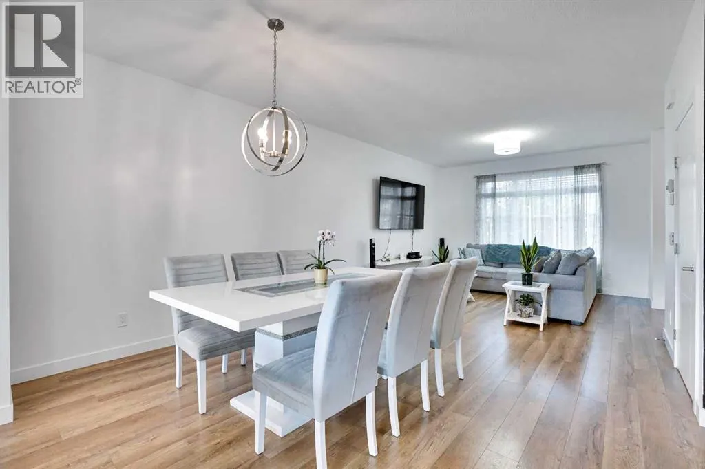 3 D'Arcy Boulevard