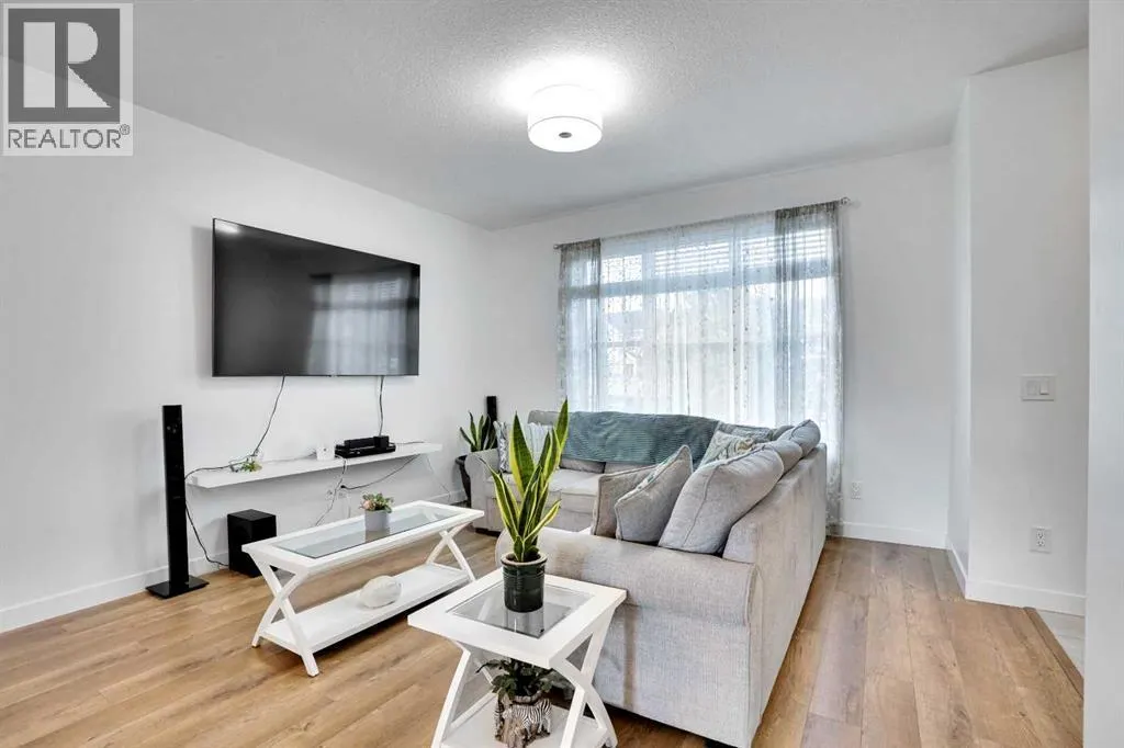 3 D'Arcy Boulevard