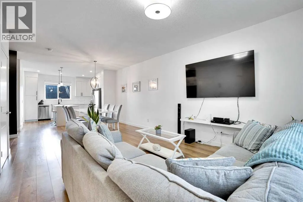 3 D'Arcy Boulevard