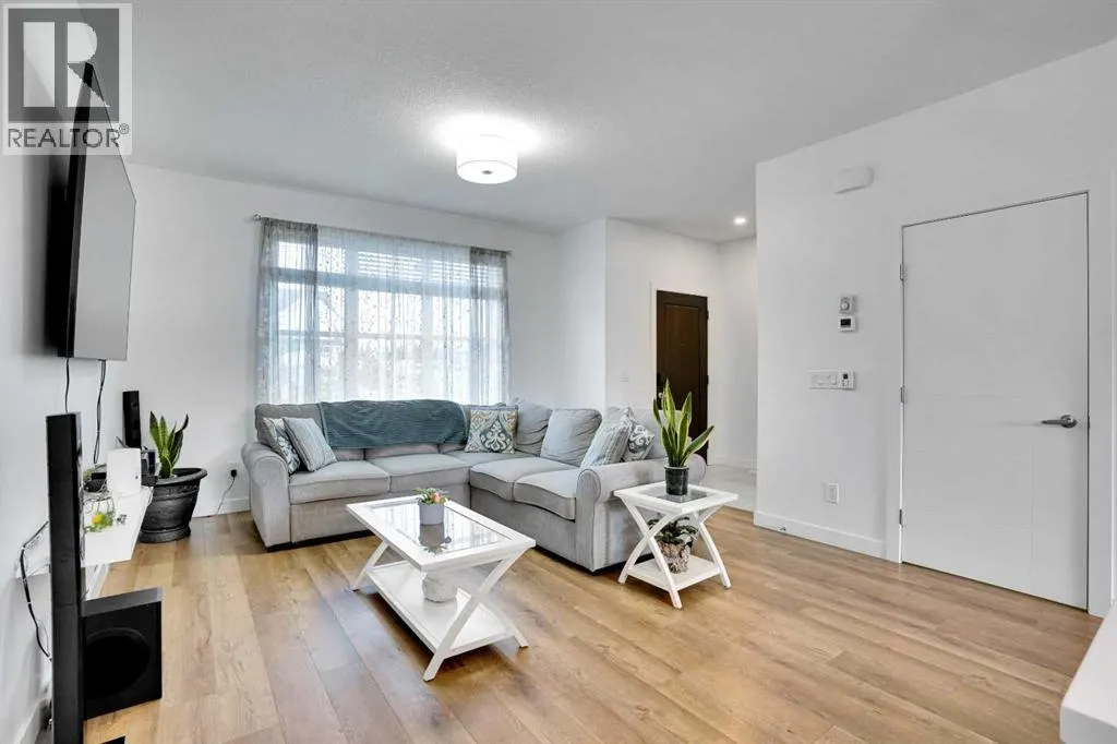 3 D'Arcy Boulevard