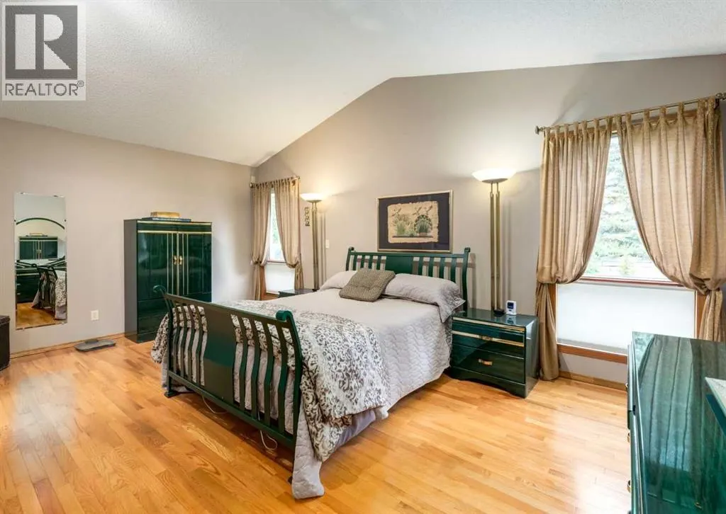 206 Hawkside Mews NW