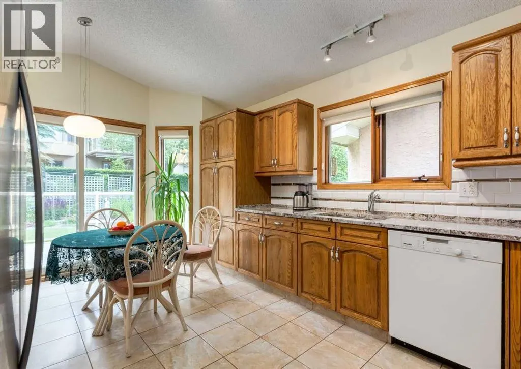 206 Hawkside Mews NW