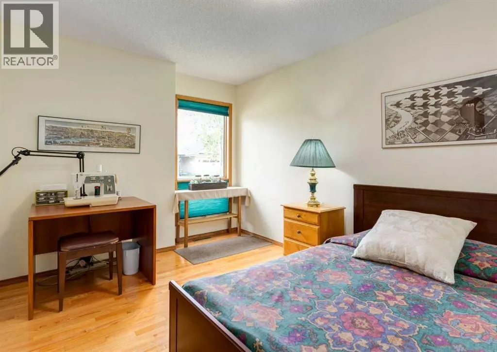 206 Hawkside Mews NW