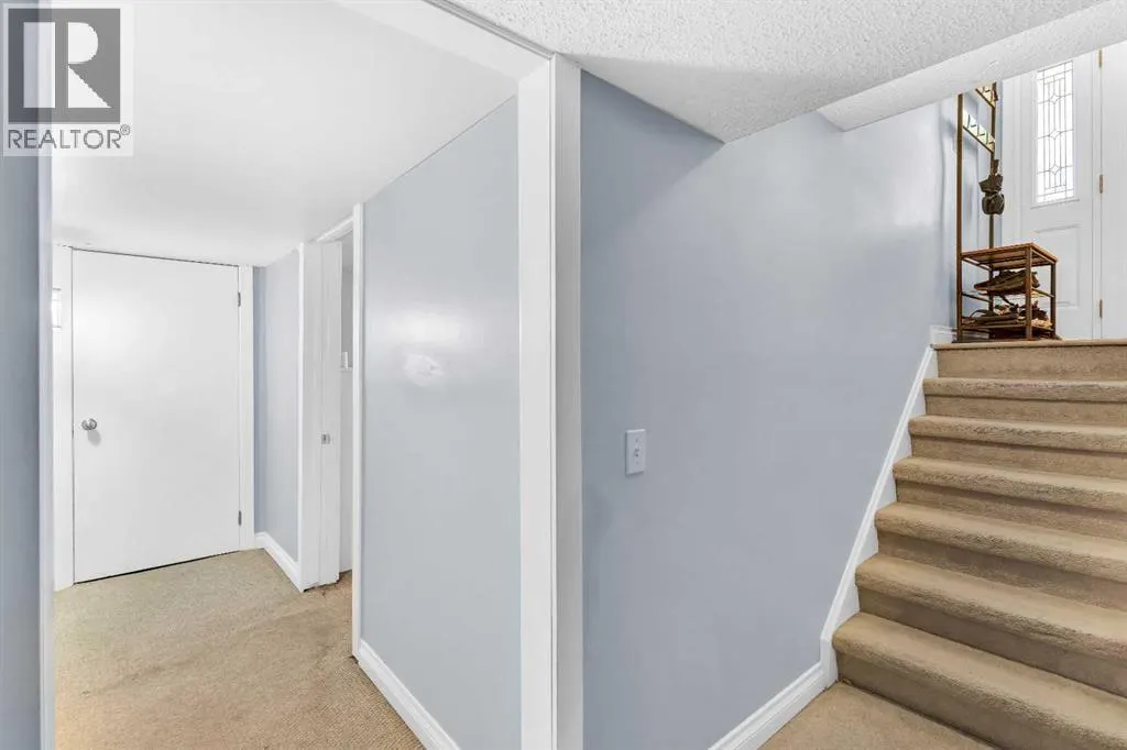 687 Brookpark Drive SW
