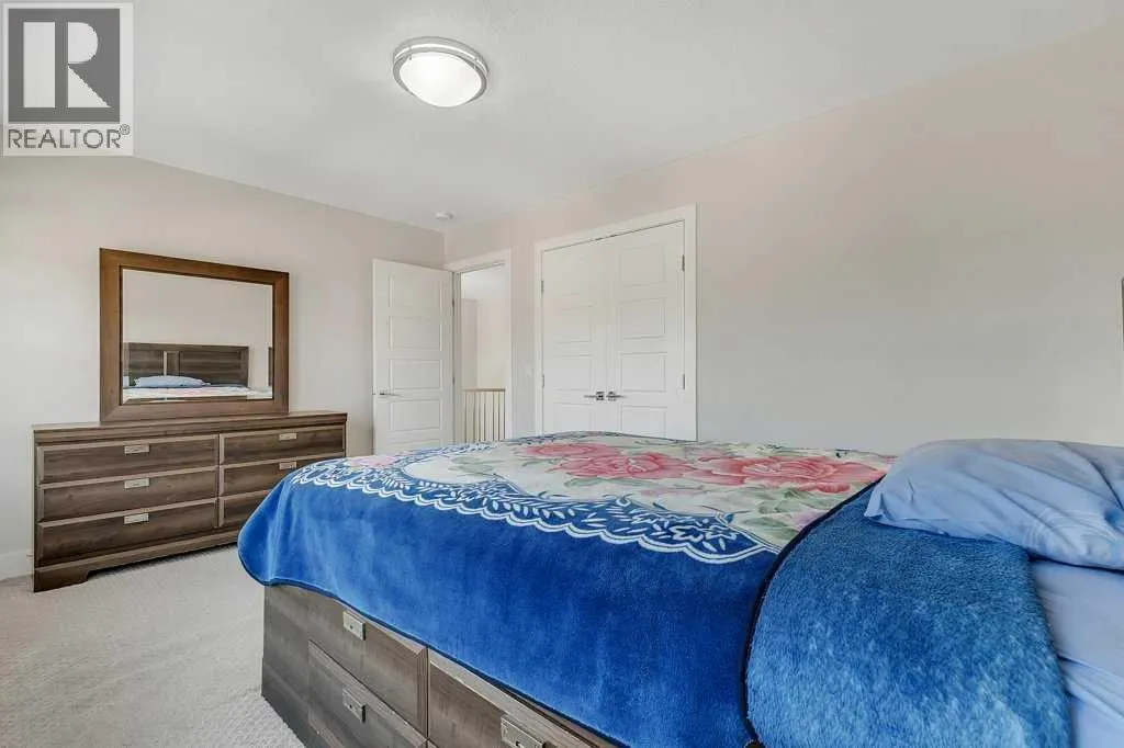 233 Kingsbury Close SE