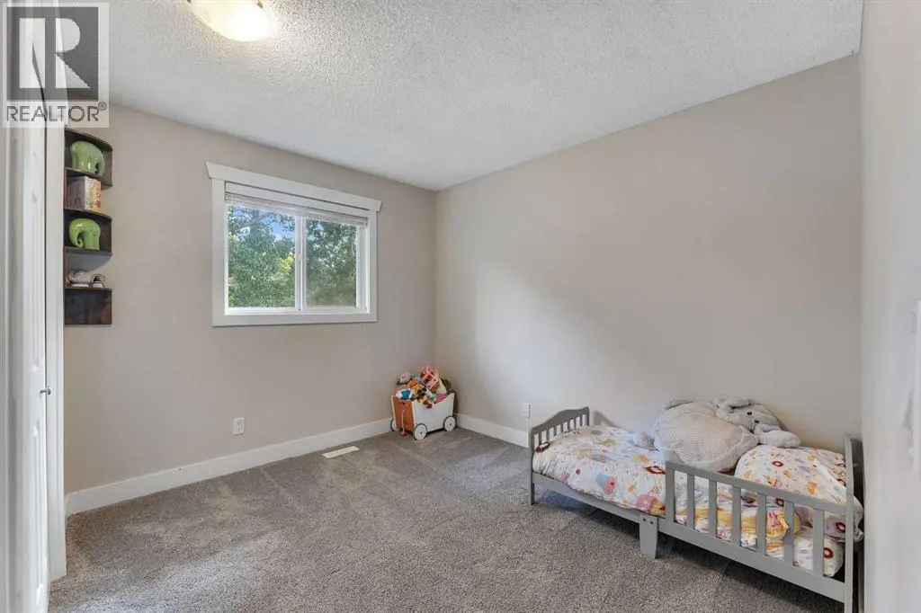 12 Marquis Place SE